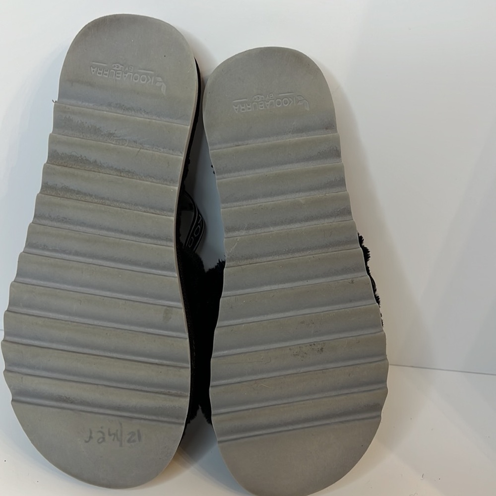 KOOLABURRA BY UGG BLACK FAUX FUR SLIPPERS SZ 8 - Picture 9 of 12
